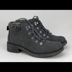 Rocket Dog Women's Train Cap Pu Boots